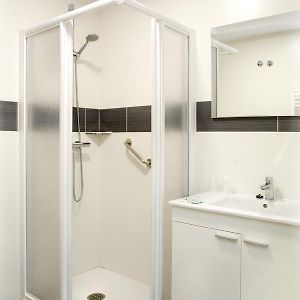 Habitación Económica con 2 Camas Individuales
